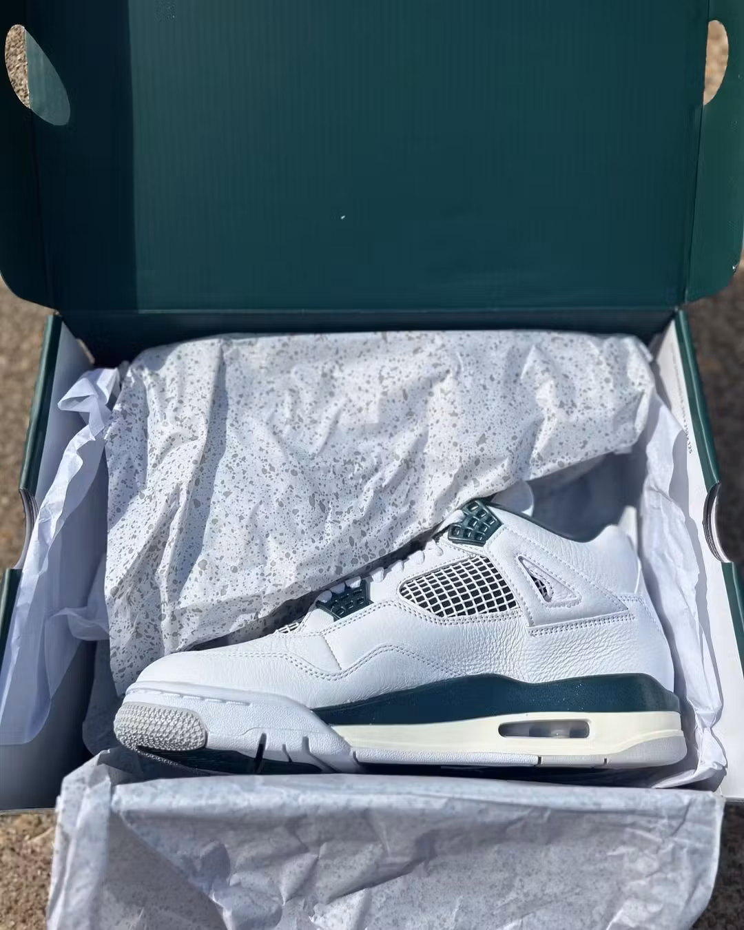 Air Jordan 4 Retro 'Oxidized Green' FQ8138-103 Air Jordan 4 Retro 'Oxidized Green' FQ8138-103